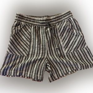 ❤️2/$30 Grey striped shorts linen blend - new with tags